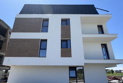 Apartament cu 2 camere decomandat în Est - 2