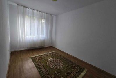 Apartament cu 3 camere decomandat în Independenței - 6