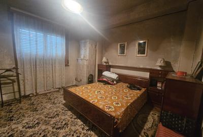 Casă individuală cu 8 camere cu Canalizare în Primăverii - 11