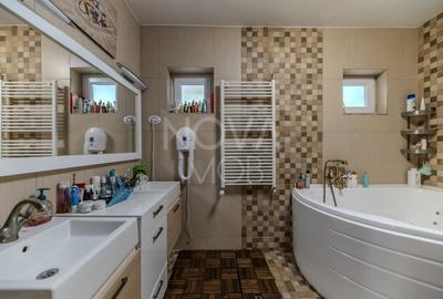 Casă individuală cu 9 camere cu Piscina în Sub Arini - 14