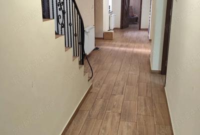 Casă cu Teren 1000 Mp în Central - 4