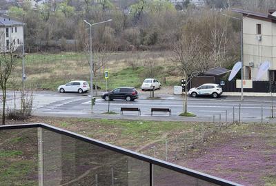 Apartament cu 2 camere decomandat în Sisești - 3