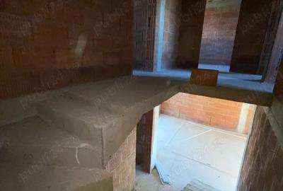 Casă cu 3 camere cu Teren 220 Mp în Lugoj - 4