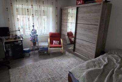 Casă cu 5 camere cu Teren 14000 Mp în Păulești - 15