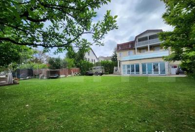 Casă cu 12 camere cu Teren 1372 Mp în Platou - 2