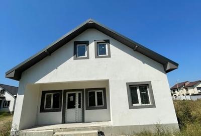 Casa de 3 camere | Lumina