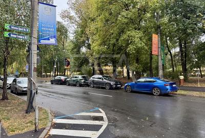 3 camere 160 mp + gradina in folosinta pe Soseaua Nordului - 14