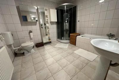 Apartament cu 3 camere decomandat în Central - 10