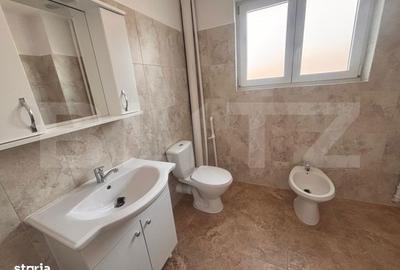 Casă cu 6 camere cu Teren 1000 Mp în Central - 4