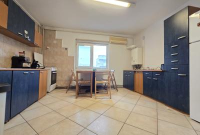 Unirii, Camera de Comert, centrala proprie - 7