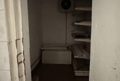 Spațiu comercial, de 146 mp, în Central - 3