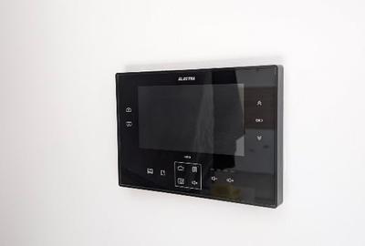 Apartament 3 camere decomandat 2025, Centru, Zona Trattoria - 2