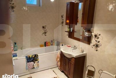 Casă cu 8 camere cu Teren 1760 Mp în Sânmihaiu Român - 7