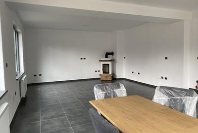 Imobil de v&acirc;nzare 440 mp. - Zon&#259; central&#259; - 6