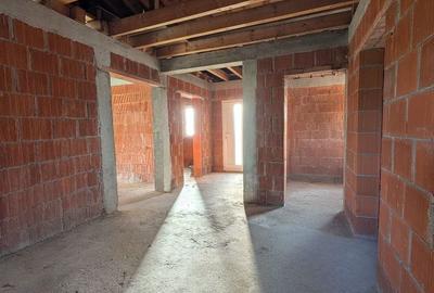 Casă individuală cu 4 camere cu Canalizare în Fundătura - 8