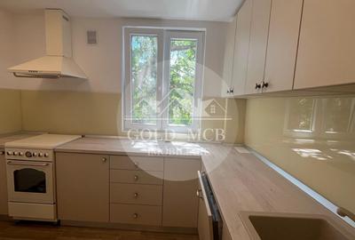 Apartament cu 4 camere decomandat în Rahova - 6