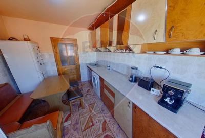 Apartament cu 3 camere decomandat, mobilat în Central - 4