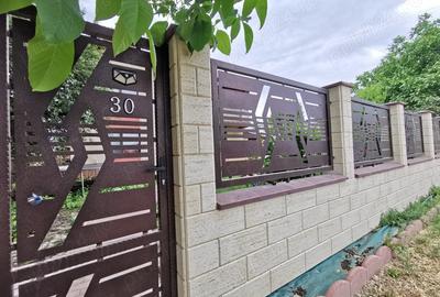 Casă cu 5 camere cu Teren 1120 Mp în Vânători - 4