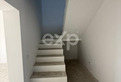 Duplex cu 5 camere cu Teren 392 Mp în Miroslava - 11