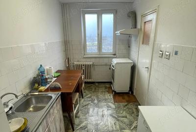 Apartament cu 4 camere decomandat în Rahova - 8
