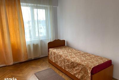 Apartament cu 4 camere decomandat în Central - 12