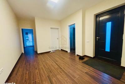 Casă cu 3 camere cu Teren 400 Mp în Central - 10