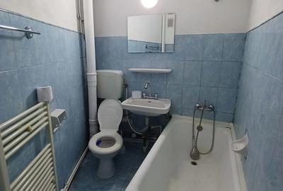 Garsonieră decomandată în Central - 2