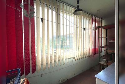 Apartament cu 2 camere semidecomandat în Micro III - 2