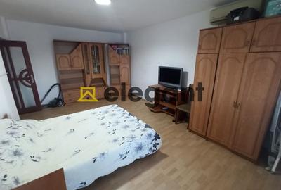 Apartament cu 2 camere decomandat, mobilat în Craiovița Nouă - 4