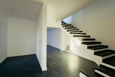 Casă individuală cu 6 camere cu Canalizare în Bucureștii Noi - 2