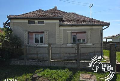 Casă cu 3 camere decomandat cu Teren 1600 Mp în Burdea - 1