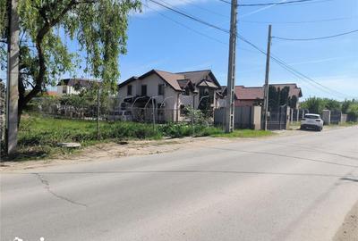Spațiu comercial, de 550 mp, în Central - 3