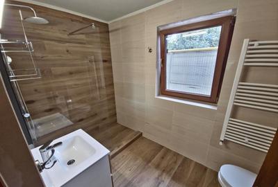 Casa individuala Km 5 curte cu foi?or, acces privat, - 11