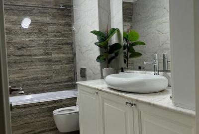 Apartament cu 3 camere decomandat în Central - 2