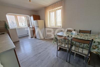 Casa cu 3 camere de inchiriat curte comuna in Selimbar - 7