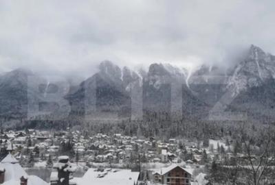 Casă cu 12 camere cu Teren 409 Mp în Central - 2