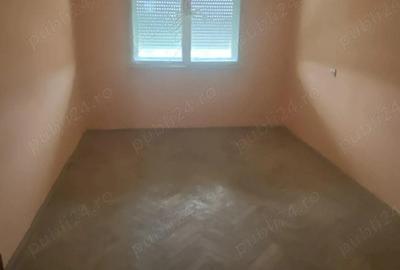 Casă cu 2 camere în Mocrea - 2