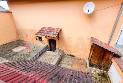 Casa + Moara + Spatiu Comercial, langa Primarie, 3 intrari |VIDEO - 29