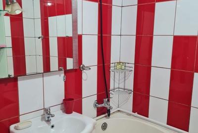 Apartament cu 3 camere decomandat în Central - 1