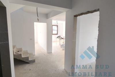 Casă individuală cu 5 camere cu Teren 492 Mp în Sud - 9