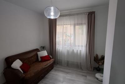 Apartament cu 3 camere decomandat, mobilat în Km 4 - 9