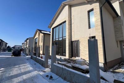 Casă individuală P+E cu living pe două niveluri, curte 360 mp - 19