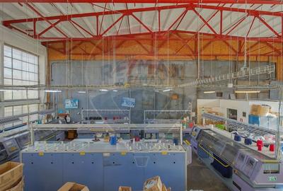 Spațiu industrial, de 432 mp, în Uzina 2 - 12