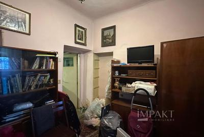 Casă individuală cu 6 camere cu Canalizare în Central - 22