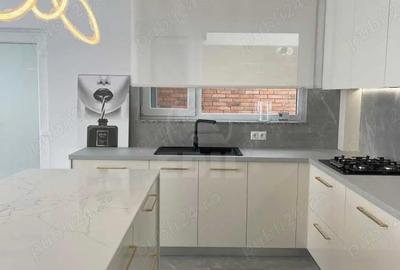 Casă cu 4 camere cu Teren 150 Mp în Florești - 1