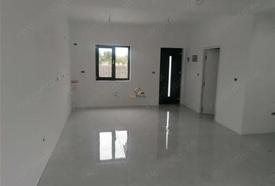 Casă cu Teren 300 Mp în Central - 13