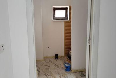 Casă cu 5 camere cu Teren 200 Mp în Dărmănești - 17