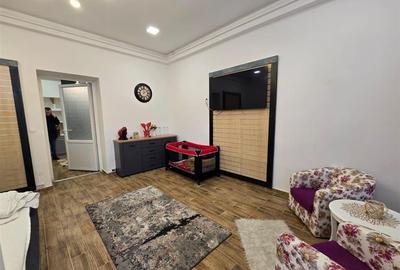 Spațiu comercial, de 80 mp, în Central - 3