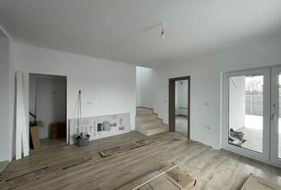 Duplex cu 4 camere cu Teren 260 Mp în Moșnița Nouă - 1