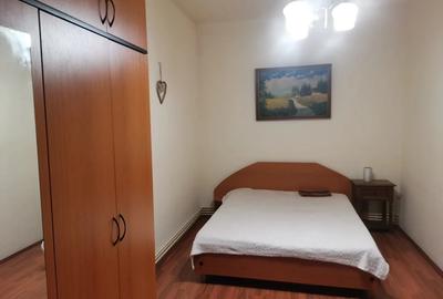 Inchiriez ap 2 cam. Zona Intim la casa 250 - 3